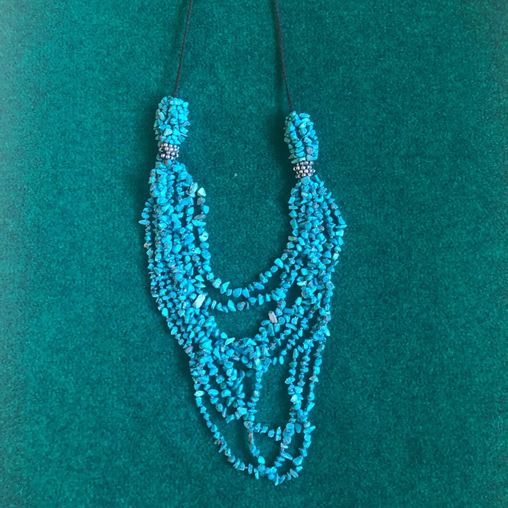 Turquoise beaded necklace